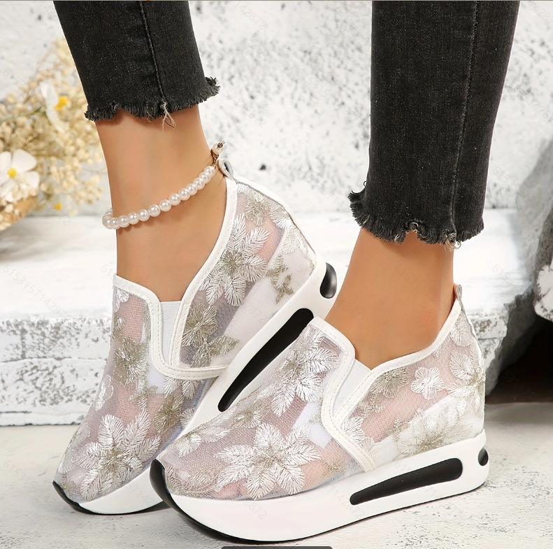 Running Gear For Women - Scarpe basse in pizzo con plateau