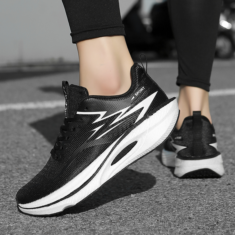 Scarpe da donna Sneakers casua - Running Gear For Women recensione e prezzo